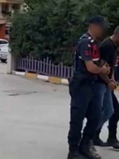 JANDARMA OTO HIRSIZINI YAKALADI