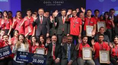 LİSELİ ÖĞRENCİLERİN TASARIMI DERECEYE GİRDİ