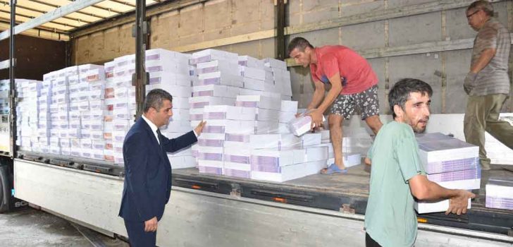 ÜCRETSİZ DERS KİTAPLARI SIRALARDA ÖĞRENCİLERİ BEKLİYOR