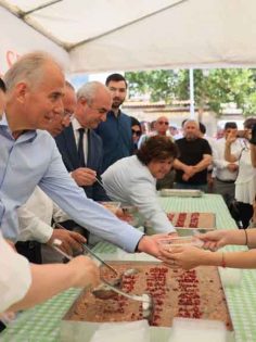 DENİZLİLİLER, BÜYÜKŞEHİR AŞURE HAYRINDA BULUŞTU