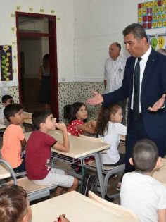 MÜDÜR EKİCİ VELİ VE ÖĞRENCİLERLE BULUŞTU