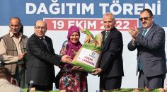 BÜYÜKŞEHİR ÇİFTÇİLERE TOHUM DAĞITIYOR