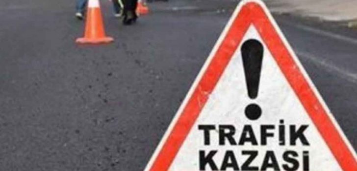 TAVAS’TA OTOMOBİL YAYAYA ÇARPTI: 1 ÖLÜ