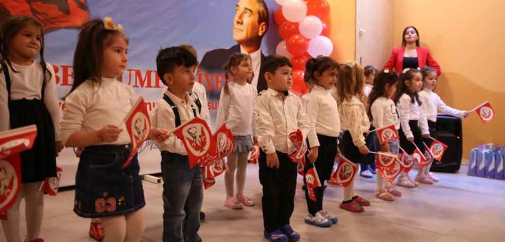 MERKEZEFENDİ’NİN KREŞLERİNDE CUMHURİYET COŞKUSU