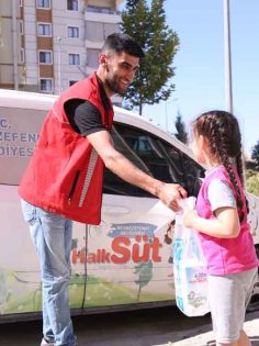 MERKEZEFENDİ’DEN 3 YILDIR ÇİFTÇİLERE BÜYÜK DESTEK
