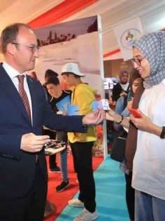 ANKARA’DA PAMUKKALE RÜZGÂRI ESİYOR