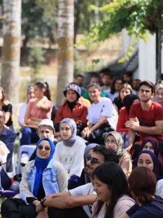 BAŞKAN ZOLAN GENÇLERLE BULUŞTU