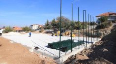 PAMUKKALE BELEDİYESİ’NDEN HALI SAHA ATAĞI