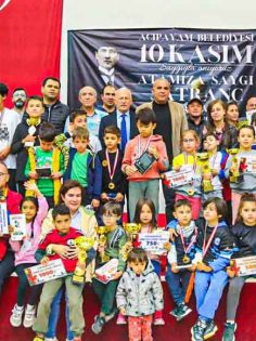 ACIPAYAM’DA ATAYA SAYGI SATRANÇ TURNUVASI DÜZENLENDİ