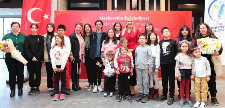 SANATLARIYLA ATATÜRK VE CUMHURİYET’İ ANLATTILAR