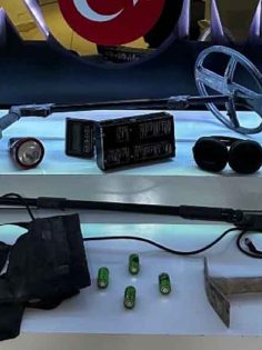 DEFİNE ARARKEN YAKALANDILAR