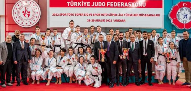 JUDO TAKIMINDAN BÜYÜK BAŞARI