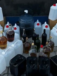 KAÇAK ALKOL ELE GEÇİRİLDİ