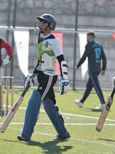 KRİKET TÜRKİYE ŞAMPİYONASI DEVAM EDİYOR