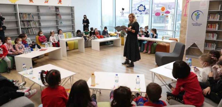 MİNİKLER MASAL SAATİNDE BİR ARAYA GELECEK