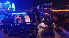 ÇİVRİL’DE OTOMOBİL TAKLA ATTI: 3 YARALI