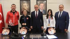 ŞAMPİYONLARDAN BAŞKAN ÖRKİ’YE ZİYARET