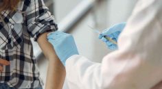 HPV AŞISI KIZLARI KANSERDEN KORUYOR
