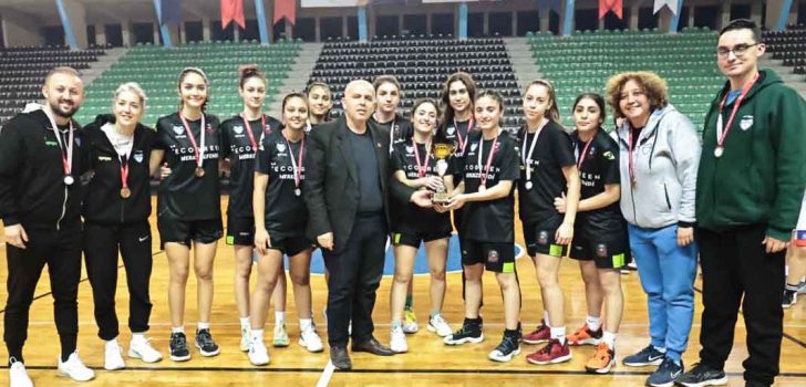 BASKETBOL’DA ŞAMPİYON MERKEZEFENDİ