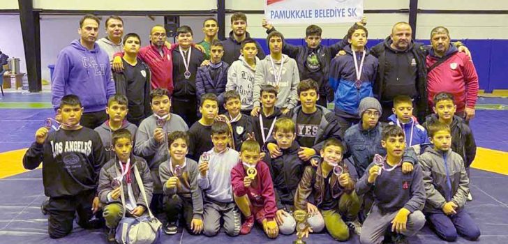 PAMUKKALE BELEDİYESPOR HEP ZİRVEDE