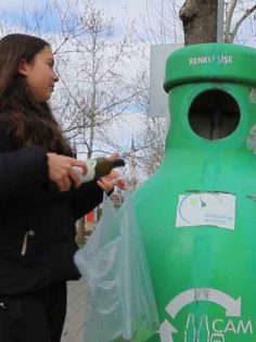 MERKEZEFENDİ’DE ATIKLAR AYRIŞTIRILARAK TOPLANIYOR