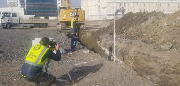 İSKENDERUN’DA KONTEYNER KENTLERİN ALTYAPISI BÜYÜKŞEHİR’DEN