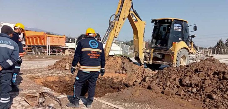 DESKİ’DEN DEPREM BÖLGESİNDE ALTYAPIYA HAYATİ MÜDAHALE