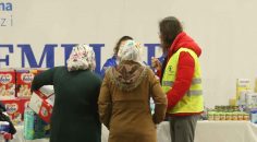 DAYANIŞMA MERKEZİ DEPREMZEDELERİN İHTİYACINI KARŞILIYOR