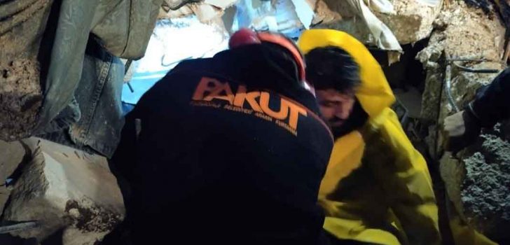 PAMUKKALE DEPREMZEDELER İÇİN ÇALIŞMALARINA DEVAM EDİYOR