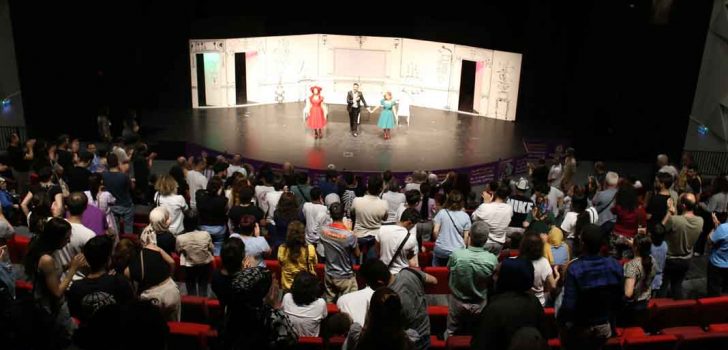 BÜYÜKŞEHİR TİYATRO OYUNLARINI İPTAL ETTİ