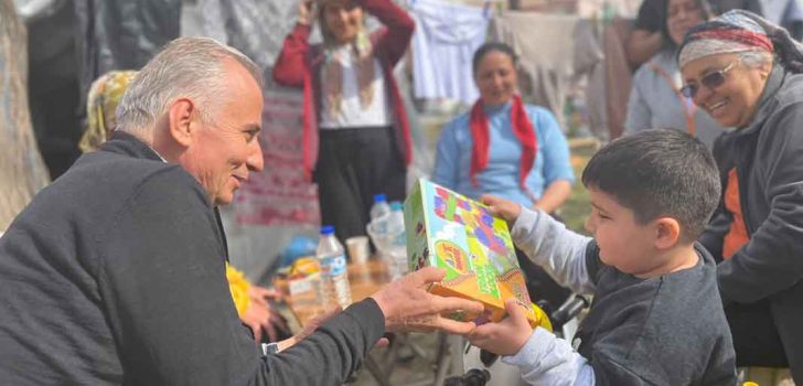 BÜYÜKŞEHİR DEPREMİN YARALARINI SARMAYA DEVAM EDİYOR