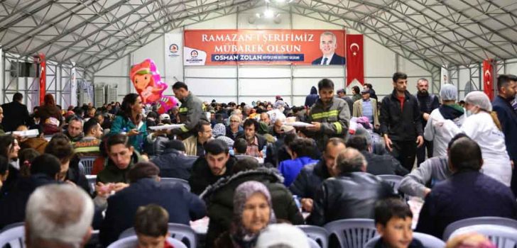 BÜYÜKŞEHİR’DE GELENEK DEĞİŞMEDİ