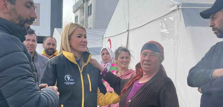 BAŞKAN ŞENİZ DOĞAN DEPREM BÖLGESİNDE