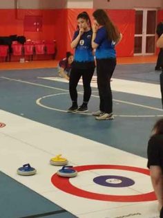 FLOOR CURLING OKUL SPORLARI TAMAMLANDI