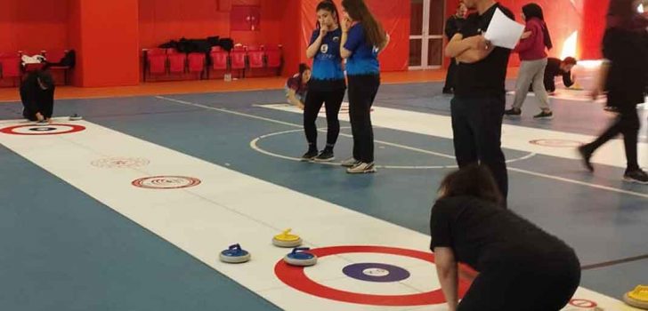 FLOOR CURLING OKUL SPORLARI TAMAMLANDI