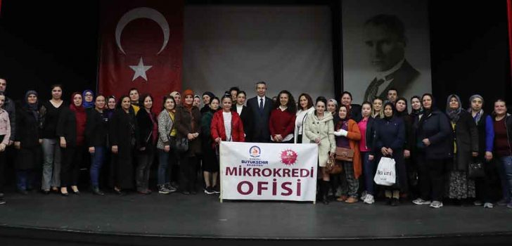 BÜYÜKŞEHİR’DEN KADINLARA TARIM VE ARICILIK EĞİTİMİ
