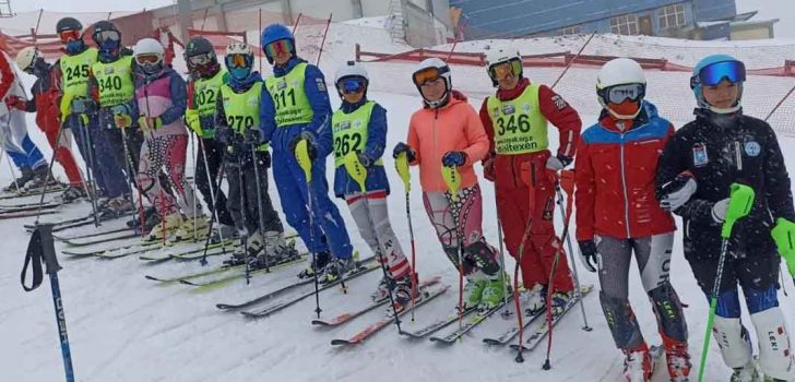 ANALİG DENİZLİ KAYAK İL KARMASI TÜRKİYE ŞAMPİYONU