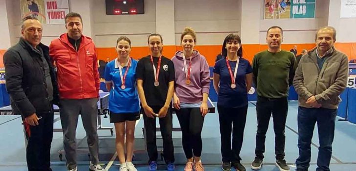 ÇOK AMAÇLI SPOR SALONUNDA MASA TENİSİ ŞAMPİYONASI