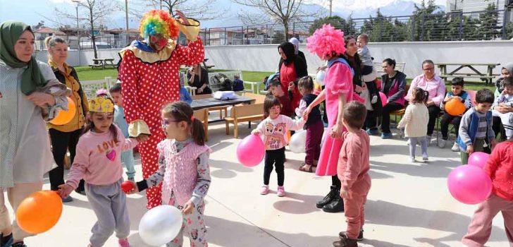 BÜYÜKŞEHİR’DEN 21 MART’A ÖZEL RENKLİ KUTLAMA