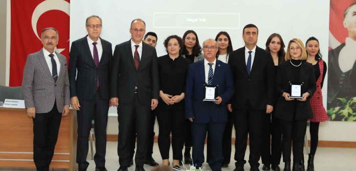 PAMUKKALE BELEDİYESİ MEHMET AKİF’İ GENÇLERE ANLATTI