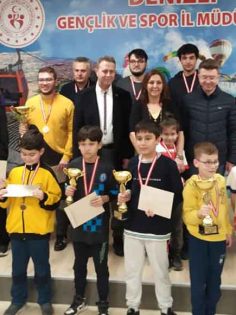 14 MART TIP BAYRAMI SATRANÇ TURNUVASI DÜZENLENDİ