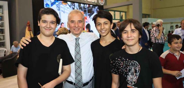 YKS’YE GİRECEK GENÇLERİN SINAV ÜCRETİ BÜYÜKŞEHİR’DEN