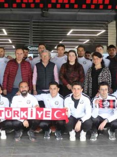 ÇAL GARASI PLAY-OFF’A KİLİTLENDİ