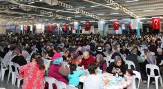 DENİZLİ, MAHALLE İFTARLARINDA KENETLENİYOR