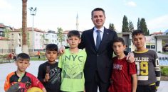 GENÇ MİLLETVEKİLİ ADAYI BAŞER GÖNÜLLERE DOKUNUYOR