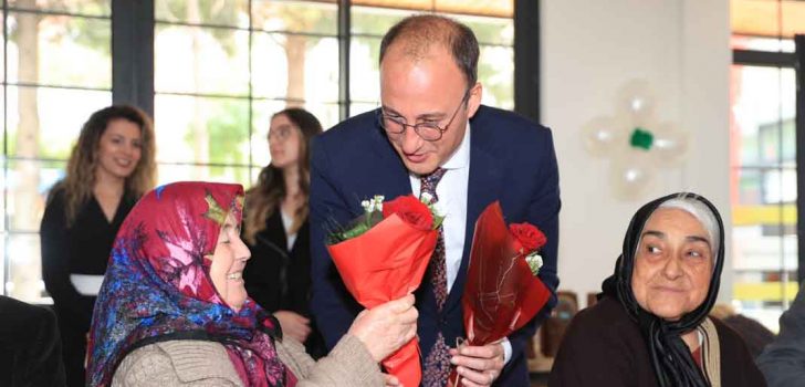 PAMUKKALE ALZHEİMER MERKEZİNDE ANNELER GÜNÜ KUTLANDI