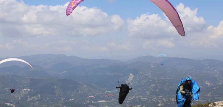 YAMAÇ PARAŞÜTÜ HEYECANI BAŞLADI