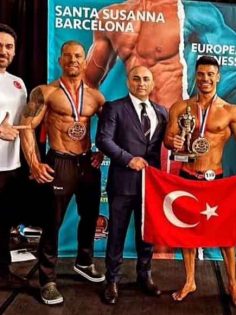 DENİZLİLİ GENÇ VÜCUT GELİŞTİRMEDE AVRUPA ŞAMPİYONU