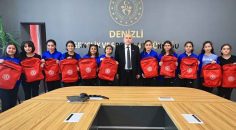 MİNİK HOKEYCİLER GENÇLİK SPOR’U ZİYARET ETTİ