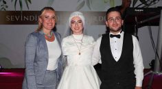 BAŞKAN DOĞAN GENÇ ÇİFTİ YALNIZ BIRAKMADI